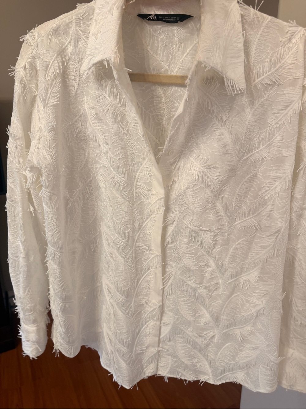 Zara White Textured Feather-Detail Button-Down Shirt